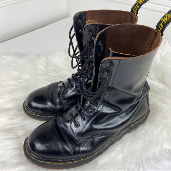 Dr. Martens Black 10 Hole 1490 Leather Boots 10 - Picture 4 of 8
